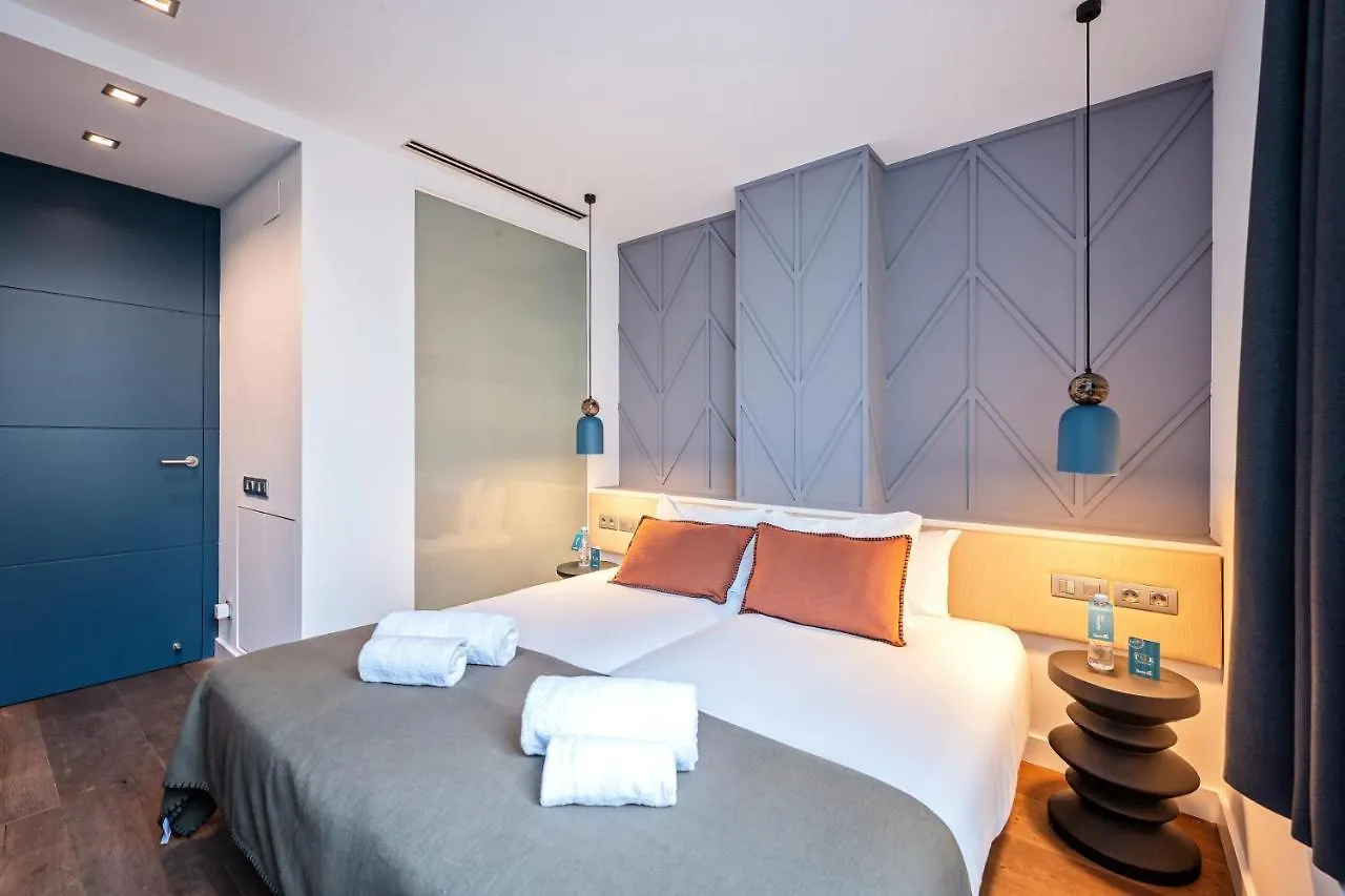 Sweet Inn - Palau Barcelona Apartment